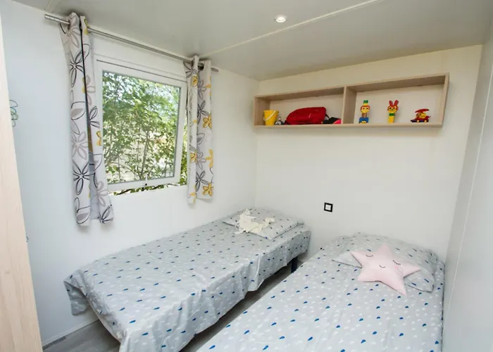 캠프장 Le Relais Du Leman *