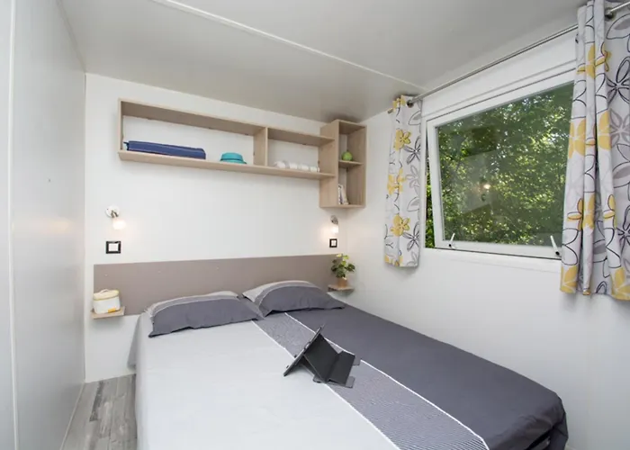 캠프장 Le Relais Du Leman *