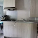 Kamp alanı Le Relais Du Leman Messery